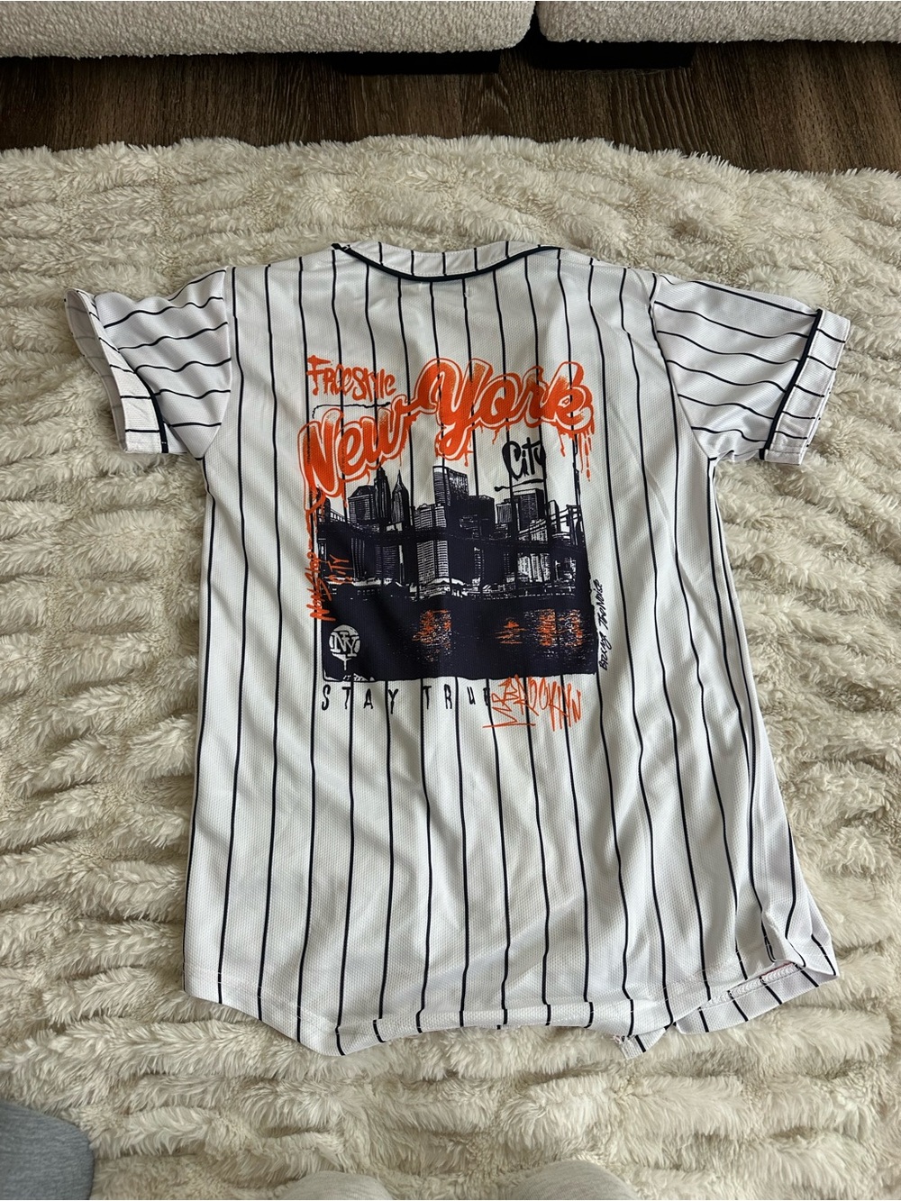 NEVER WORN Boys graffiti graphic button up top